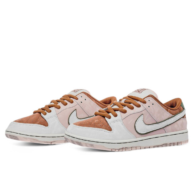 Nike SB Dunk Low Trocadero Gardens FV5926-200