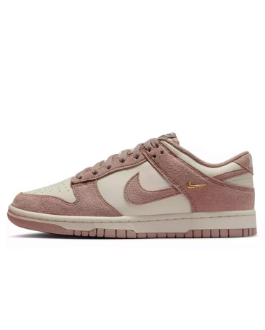 Nike Dunk Low Malt Mini Swoosh IB4417-105