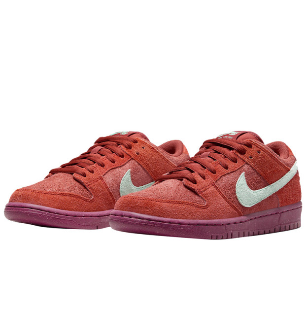 Nike SB Dunk Low Mystic Red DV5429-601